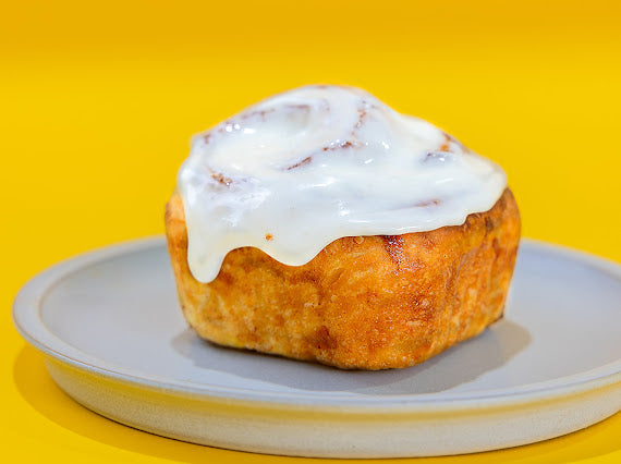 Half & Half Cinnamon Rolls | 8 Pack